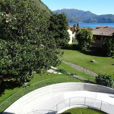 Helianthus 3* Cannero Riviera